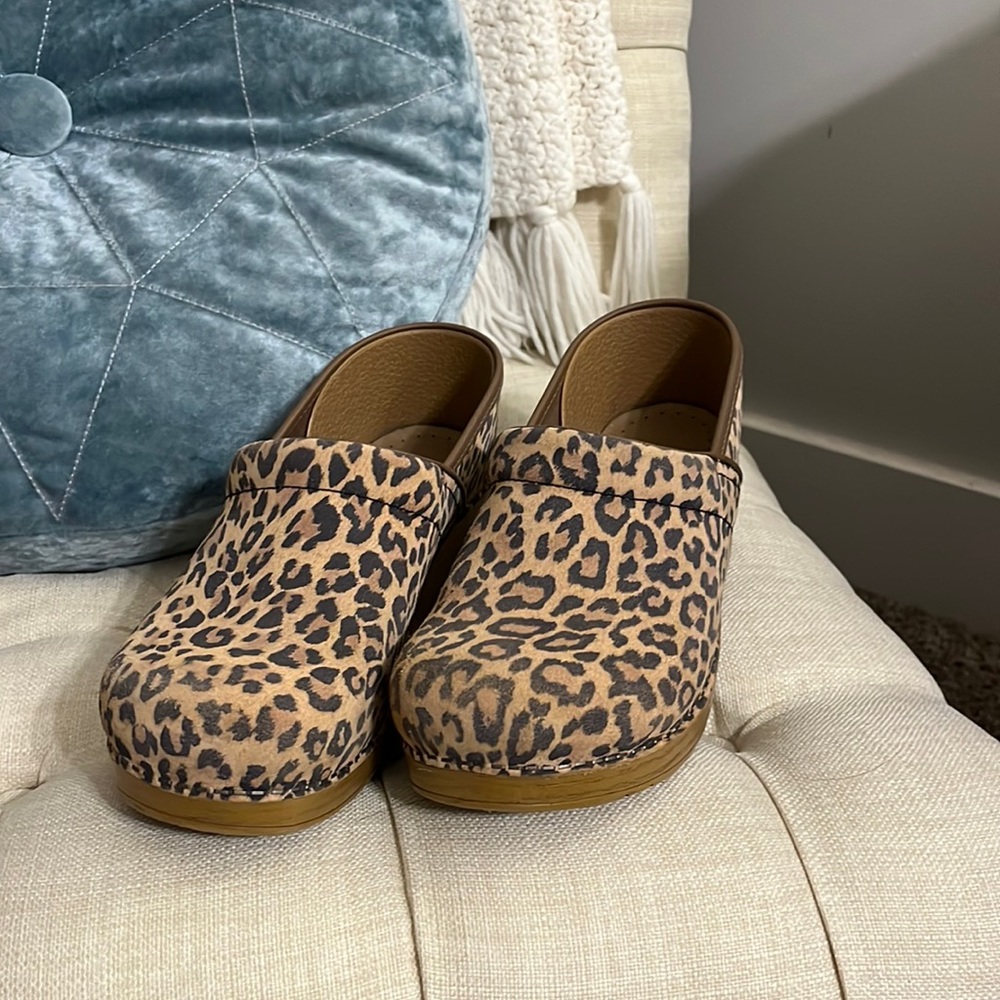 Dansko Clogs - Size 9.5 (40)  Cheetah Design!
